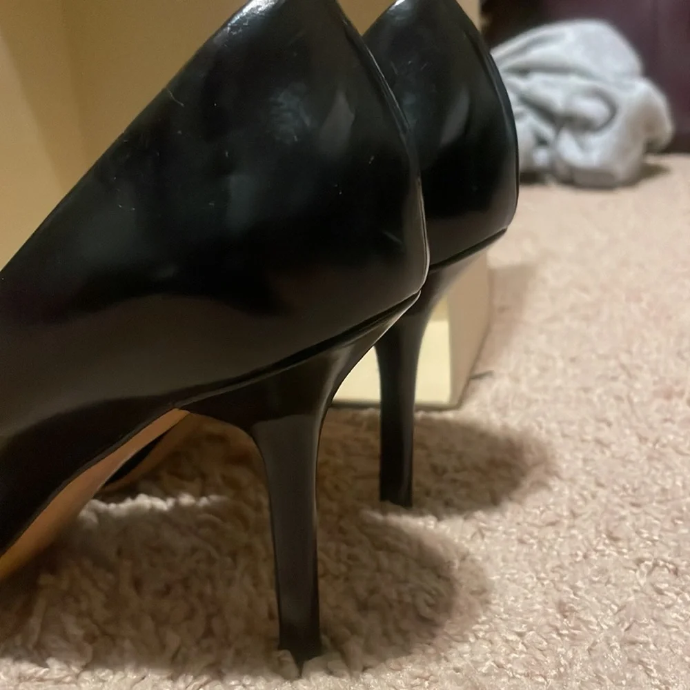 Louis Vuitton’s 3.5” heels continue “climbing the stairway to (fashion) heaven. - Picture 5 of 7